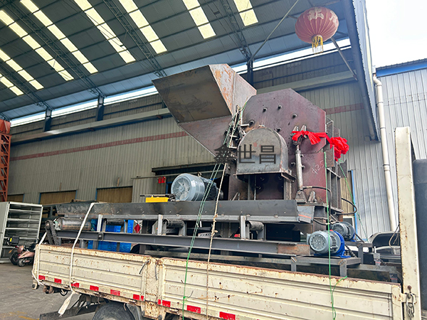 600型破碎機(jī)
